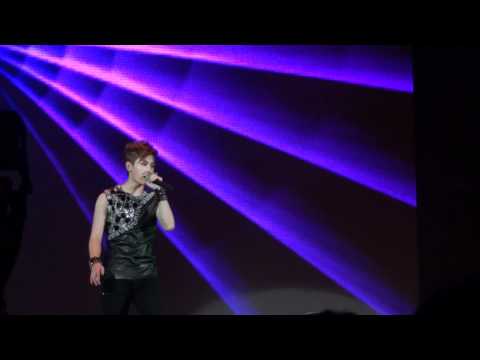 (FANCAM) BToB singing Imagine @ Lotte World 120421