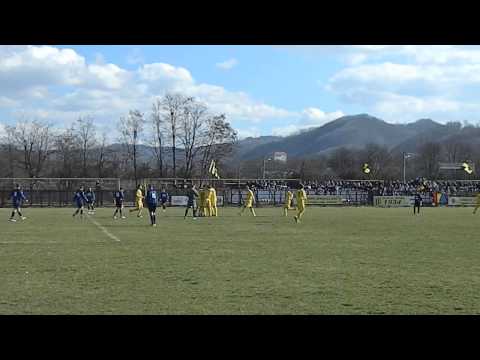 Gol Alex Almasan in Aurul Brad - Metalul Brad 2-0