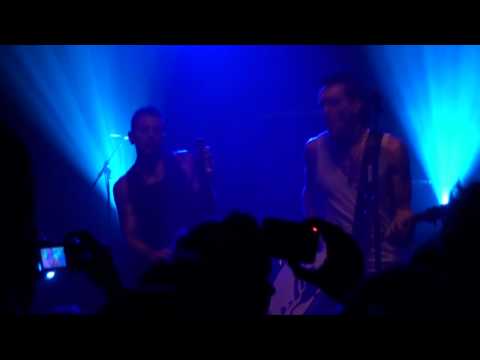 Dead By Sunrise - Walking In Circles (Live Hamburg Grünspan 07.10.2009) HD