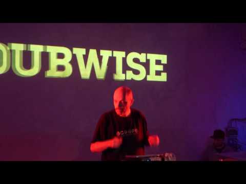 Vibronics @ Dubwise (MI) Italy - "Glorify" ft. Splitz Horns