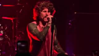 AFI - I Wanna Get a Mohawk (But my mom won't let me) San Diego 11/5