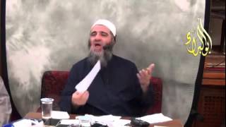 هل القبعة الافرنجية لاتجوز ؟ فتاوى الشيخ العلامة مشهور بن حسن آل سلمان image