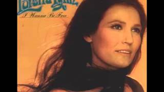 Loretta Lynn -- I Wanna Be Free