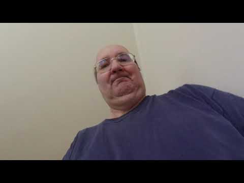 MongoTV_6236 - Kigger På Flyttekasser i Forstue Stået 7 År - Del 128 - Flytter Camping Udstyr