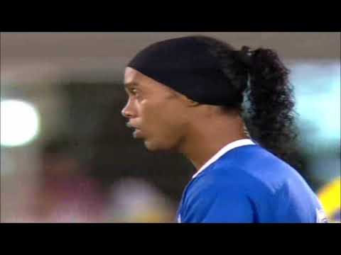 Ronaldinho vs Colombia (14/10/2007)
