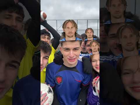 Senden Yakışıklı Futbolcu Gelirse Kaç v3!  #football #challenge #soccer #futbol #shortvideo #shorts