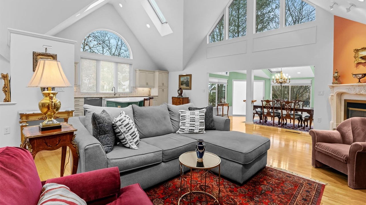 29 Deer Path, Hudson, MA