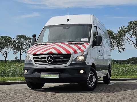 Mercedes-Benz Sprinter video nahled