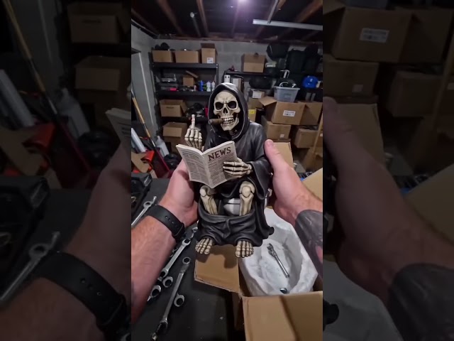 Vídeo relacionado con Estatuas góticas de la muerte - Decoración de resina para decoración artística de mini estatua gótica de ángel de la muerte y hoz - Novela gótica para Halloween