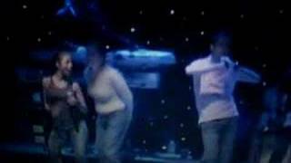 Nelly Furtado - Party (Molson Amphitheatre 2004)