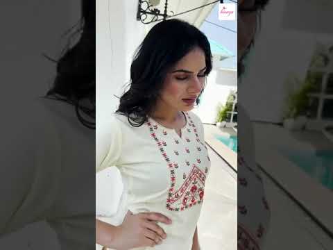 Hinaya Kareena Vol 15 Heavy Rayon Lining Wholesale Kurtis Catalog – product video thumbnail