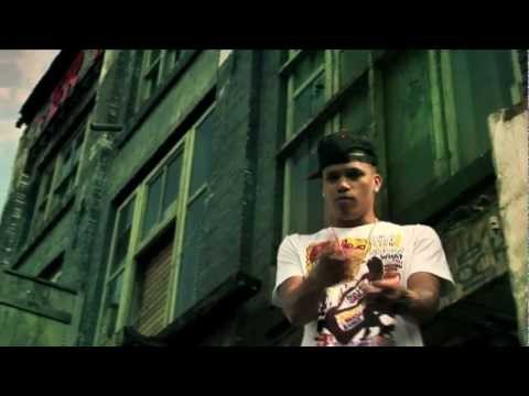 Flama-Boy - Ze Weten Wie Ik Ben (Officiele Videoclip)