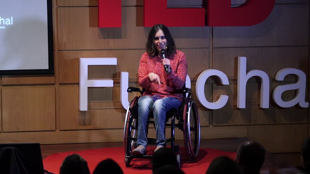 As barreiras arquitectónicas e o saber colocar-se no lugar do outro | Alison Jesus | TEDxFunchal