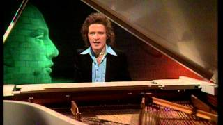 TOPPOP: Gilbert O&#39;Sullivan - Happiness Is Me And You