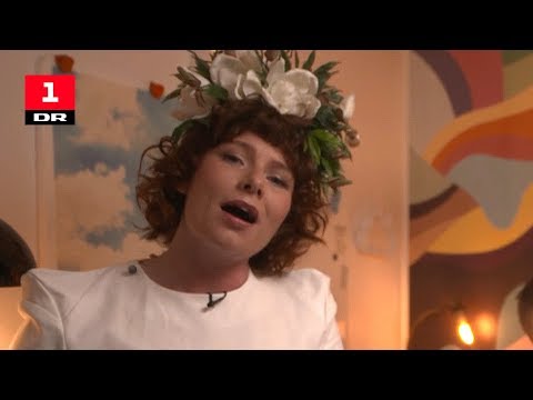 Annika Aakjær - Årstiderne | Fællessang – Hver for sig | DR1