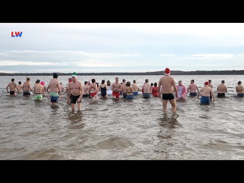 Lohsa: Abbaden im Dreiweiberner See - LAUSITZWELLE