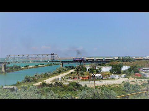 [4K] Double traction LDE 2100 CP Grup Feroviar Roman near Navodari [July, 2021]