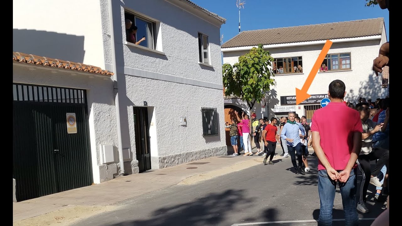 Los encierros taurinos de Villanueva del Pardillo 2022: bravura de los astados