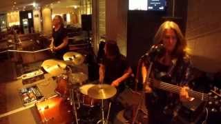 Rebecca Johnson Band *STANDING ON SHAKY GROUND* Live @ The Flame Lounge (30/1/15)