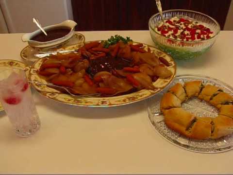 Betty's Slow Cooker Pot Roast with Brown Gravy