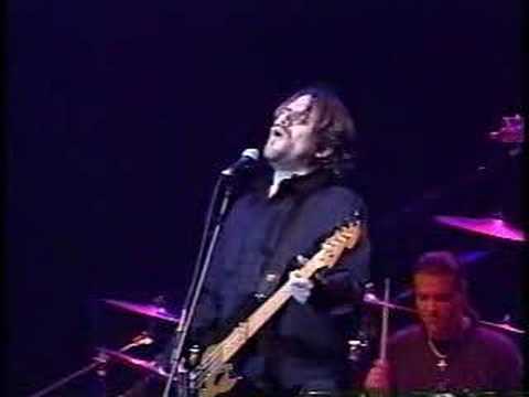 LA MITAD DEL TIEMPO - LOS AMANTES DE LOLA