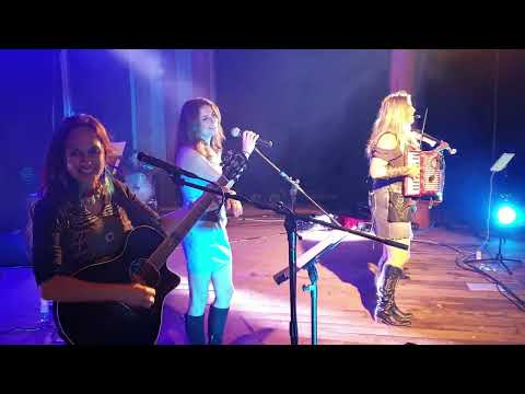 Western Girls - If I Die Young live@zooparkzelcin4533