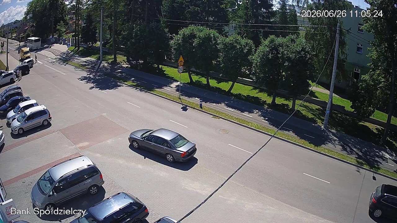 Live webcam view of Calle y tráfico de Dąbrowa Białostocka