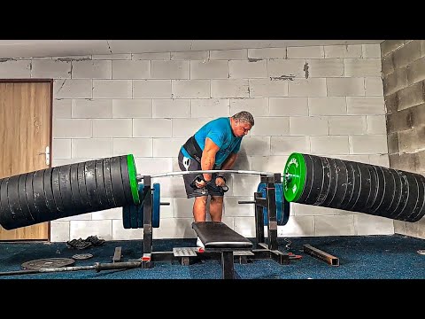 Old Man Lifted 1697 LBS