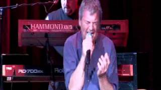Ian Gillian - Hang Me Out To Dry