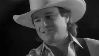 Mark Chesnutt -- It Wouldn't Hurt To Have Wings