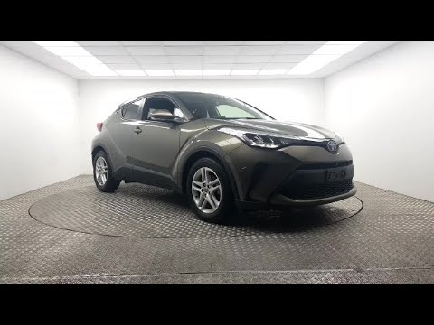 Toyota C-HR 1.8 Hybrid - Image 2