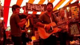 Download lagu Lakes playing 'All of Me' at the Ephraim Clothing Booth mp3