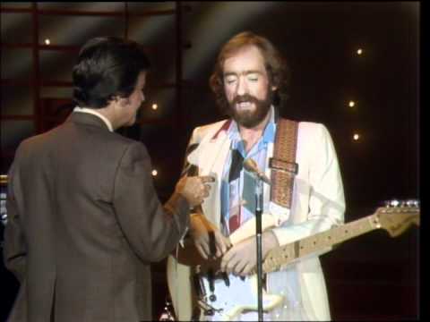 Dick Clark Interviews Dave Mason - American Bandstand 1980