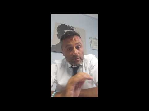 La pizza bruciata della pizzeria Da Michele a Napoli (1)