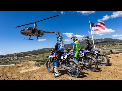 Dirt Shark - Blue Bird (Villopoto, Plessinger, Cooper)