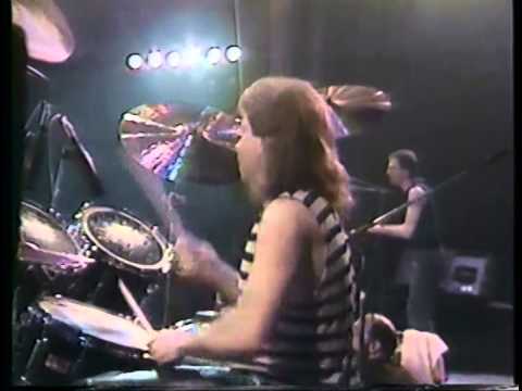 Ronnie Wood & Bo Diddley - Tokyo, Japan, Nakano Sun Plaza Hall, 7th March 1988