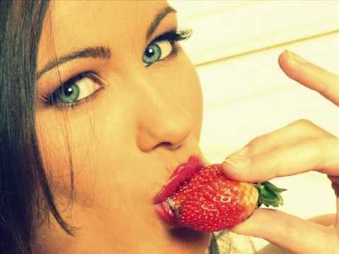 Vali Raicu-m-a sunat amanta aseara