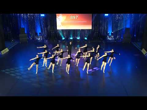 Bezuma Team Adults, Akademia Tańca Bezuma