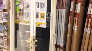 Another untested storm door at lowes