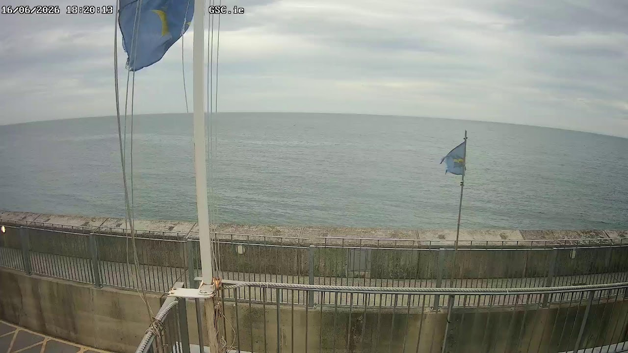 Live webcam view of Greystones Sailing Club Sea View