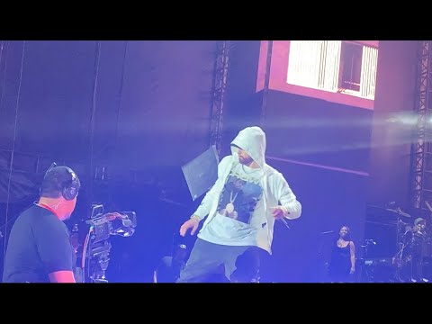 Eminem Storms off Stage in Honolulu Hawaii After He Gets Hit at His Concert 2019