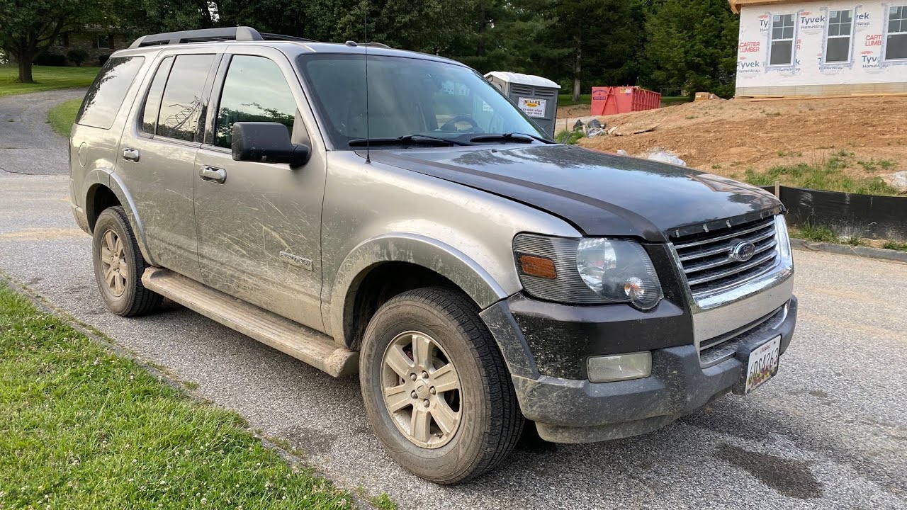 A tour of my 2008 Ford Explorer (and its biggest issue yet)