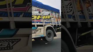 Download lagu STORY WA TRUK OLENG 30 DETIK‼️#trukmania #trukmbois #trukoleng #drivermuda #shorts mp3