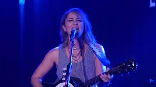 KT Tunstall - Whisky A Go Go 2020 - 02 - Little Red Thread