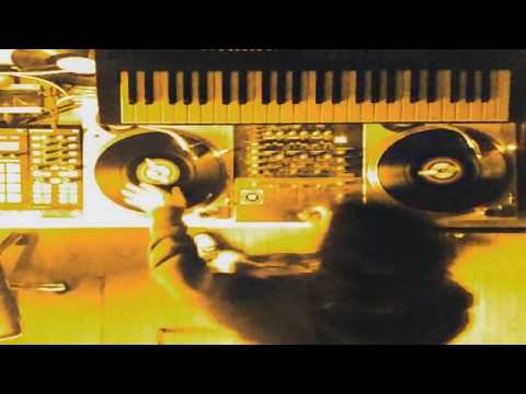 DJ Mogro - (Scratch routine)