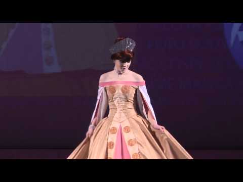 AnyFest Victory 2011 - Seiren - Anastasia [Movies & Fiction defile]