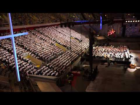 ICY 2019/06/02 03 Devine Service - all what takes breath / Choir u. Orchestra