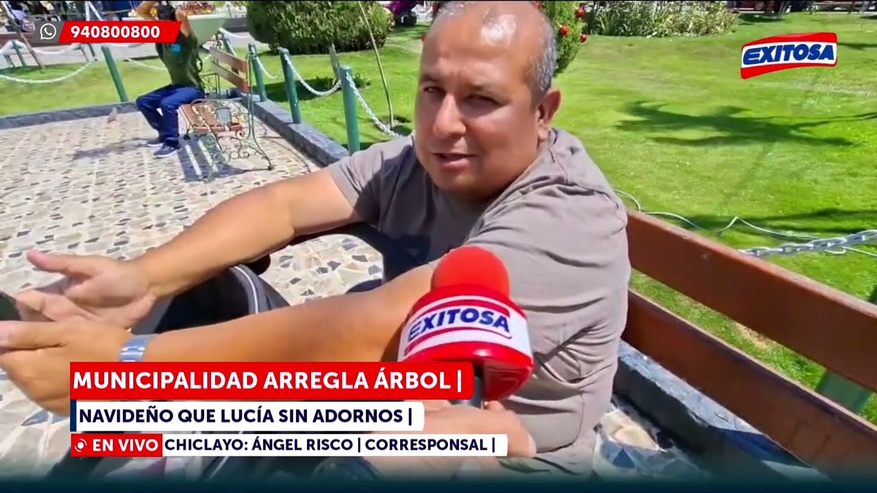 🔴🔵 Municipalidad arregla árbol navideño que lucía sin adornos