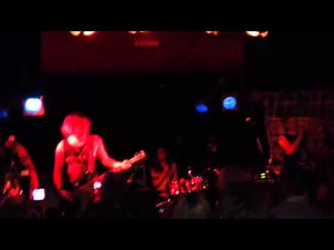 H.E.A.T - Mannequin Show