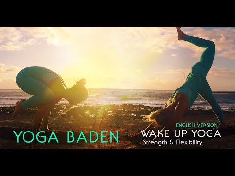 Vinyasa Flow: Powerful Sunrise Beach Yoga Class